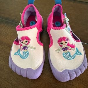 Girls Newtz water shoes